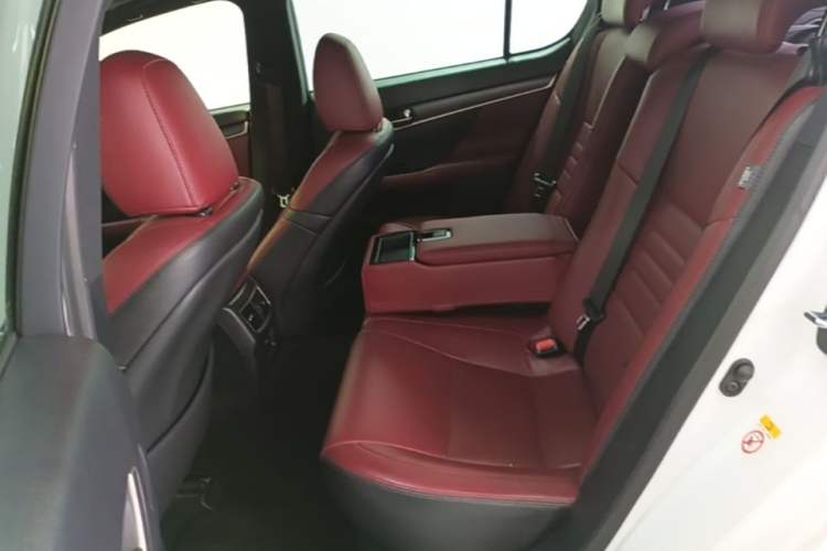 Used Lexus GS 2016 200t F SPORT Left Rear Seat