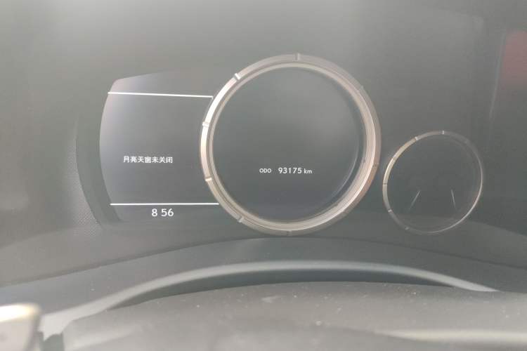 Used Lexus GS 2016 200t F SPORT Odometer Close Up