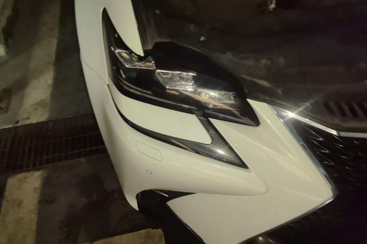 Used Lexus GS 2016 200t F SPORT Right Front Headlight