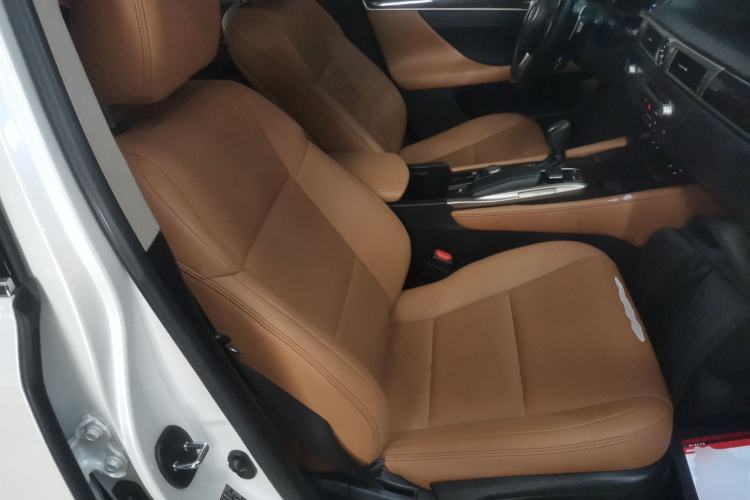 Used Lexus GS 2016 300h Premier Edition Right Front Seat