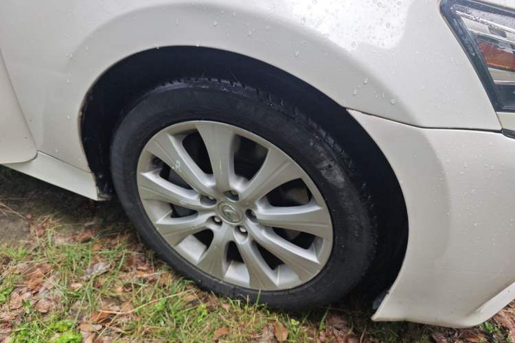 Used Lexus GS 2016 300h Premier Edition Right Front Wheel Hub
