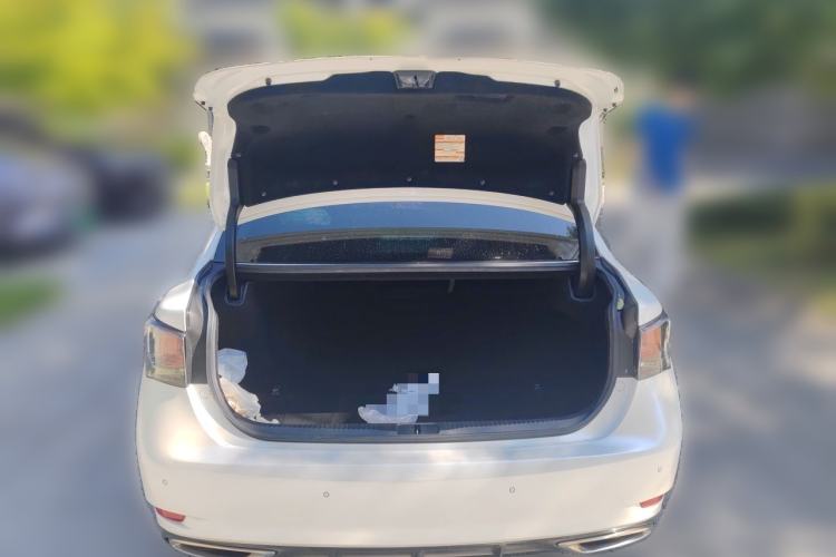 Used Lexus GS 2016 200T Leading Edition Trunk