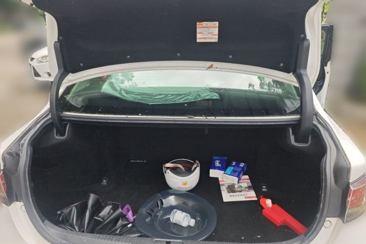 Used Lexus GS 2016 300h Premier Edition Trunk