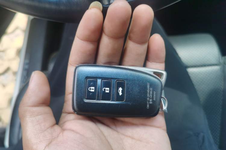 Used Lexus GS 2016 200t F SPORT Vehicle Key
