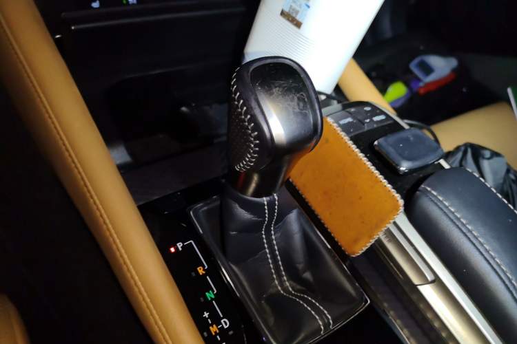 Used Lexus GS 2017 300 F SPORT Gear Lever