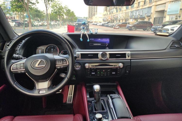 Used Lexus GS 2017 300 F SPORT Center Console