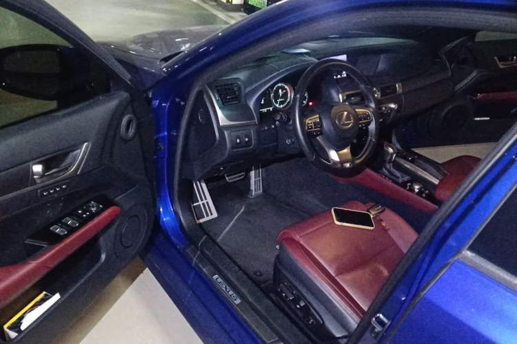 Used Lexus GS 2017 300 F SPORT Driver Seat