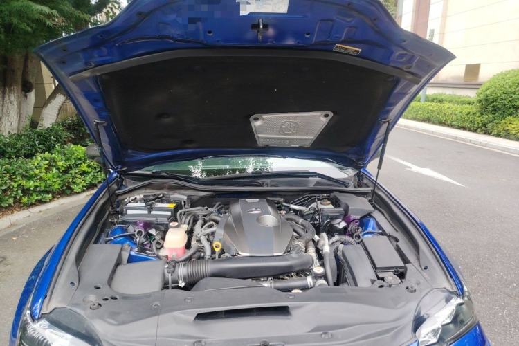 Used Lexus GS 2017 300 F SPORT Engine Bay