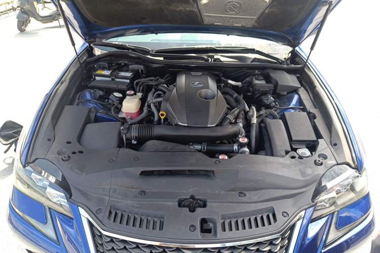 Used Lexus GS 2017 300 F SPORT Engine Bay