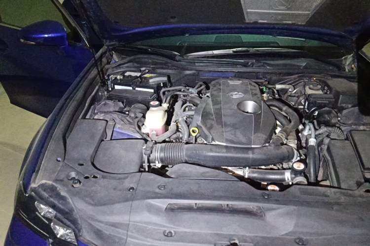 Used Lexus GS 2017 300 F SPORT Engine Bay Right