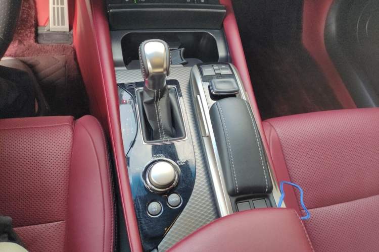 Used Lexus GS 2017 300 F SPORT Gear Lever