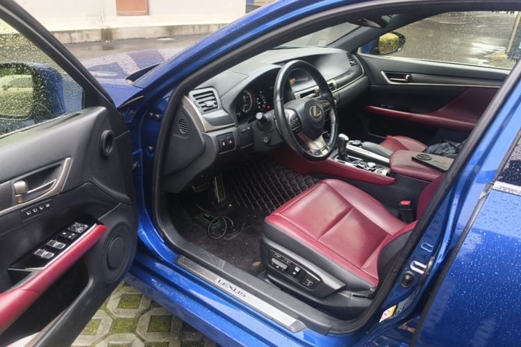 Used Lexus GS 2017 300 F SPORT Interior 3