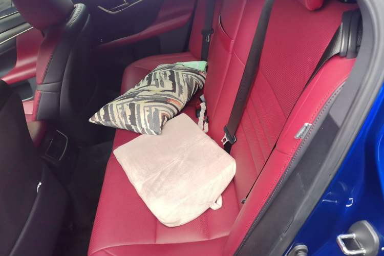 Used Lexus GS 2017 300 F SPORT Left Rear Seat