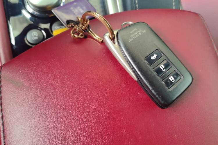 Used Lexus GS 2017 300 F SPORT Vehicle Key