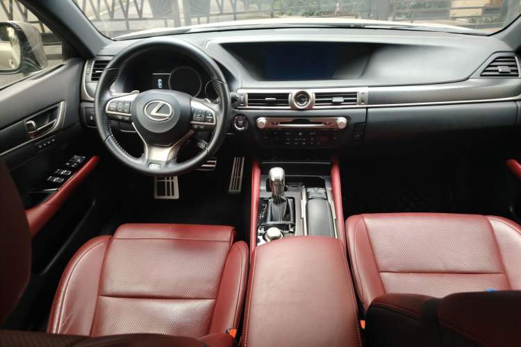 Used Lexus GS 2017 300 F SPORT Center Console
