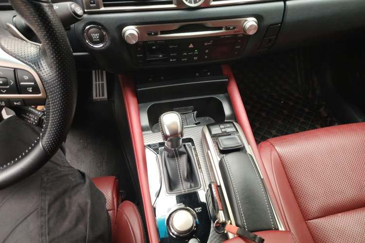Used Lexus GS 2017 300 F SPORT Gear Lever