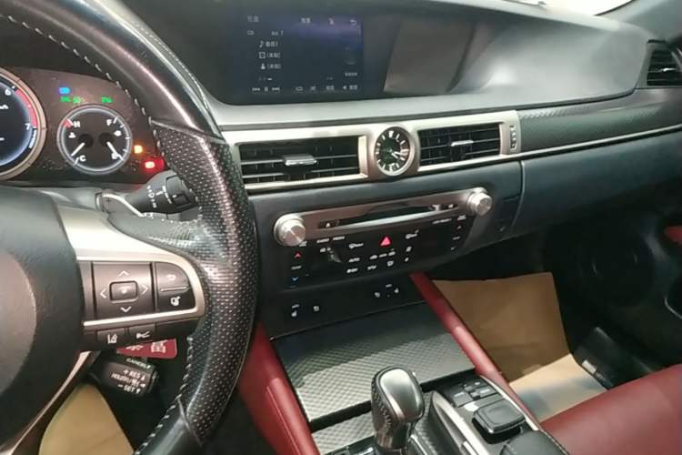 Used Lexus GS 2017 300 F SPORT Audio And AC Panel