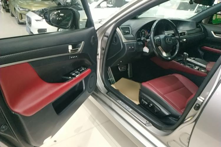 Used Lexus GS 2017 300 F SPORT Driver Seat