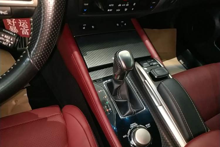 Used Lexus GS 2017 300 F SPORT Gear Lever