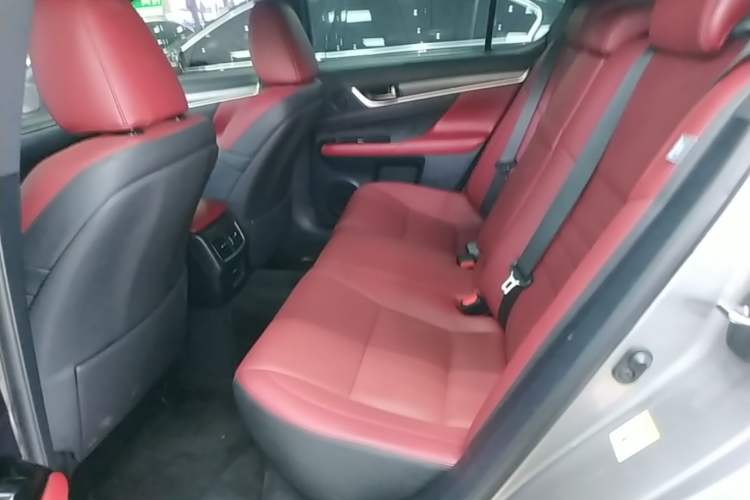 Used Lexus GS 2017 300 F SPORT Left Rear Seat