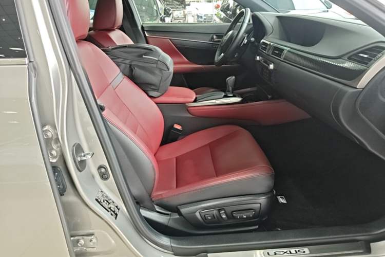 Used Lexus GS 2017 300 F SPORT Right Front Seat