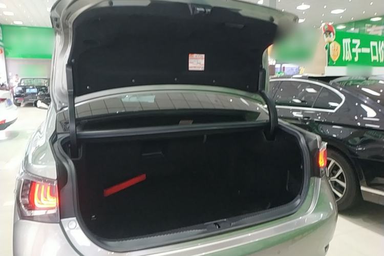 Used Lexus GS 2017 300 F SPORT Trunk