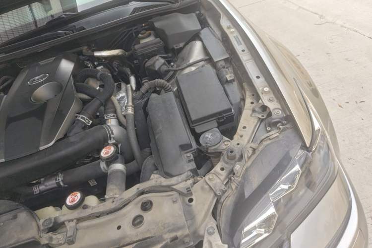 Used Lexus GS 2017 300 F SPORT Engine Bay Left