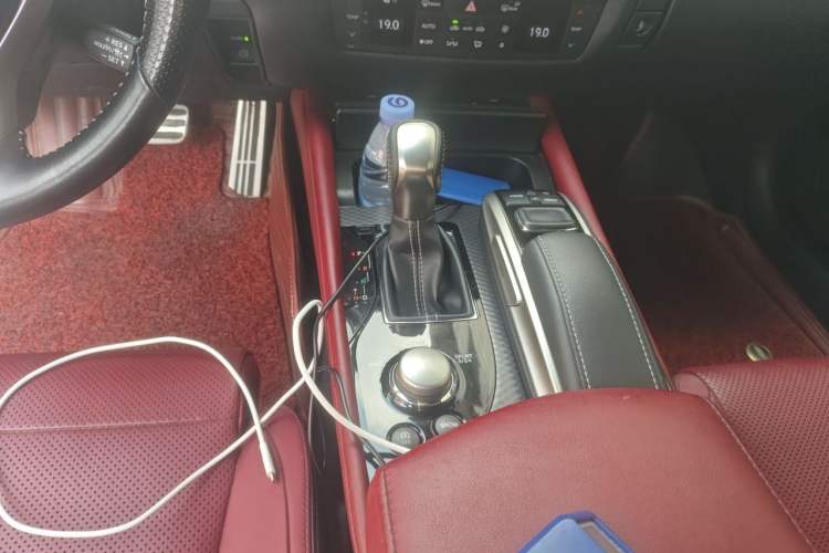 Used Lexus GS 2017 300 F SPORT Gear Lever