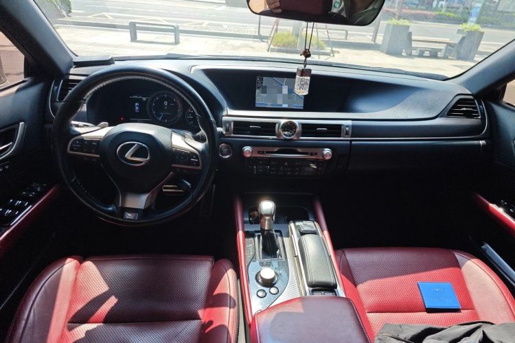 Used Lexus GS 2017 300 F SPORT Interior 2
