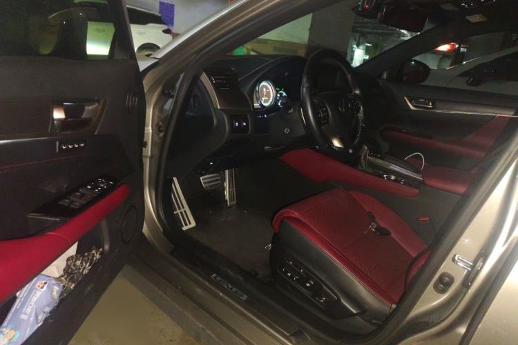 Used Lexus GS 2017 300 F SPORT Interior 3