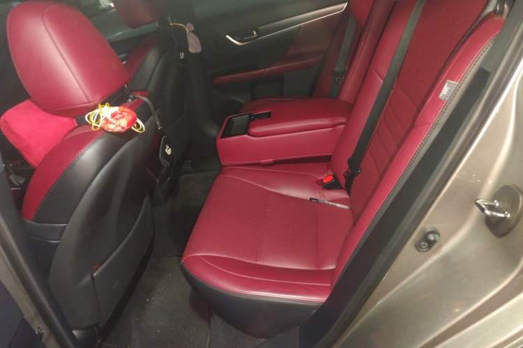 Used Lexus GS 2017 300 F SPORT Interior 4