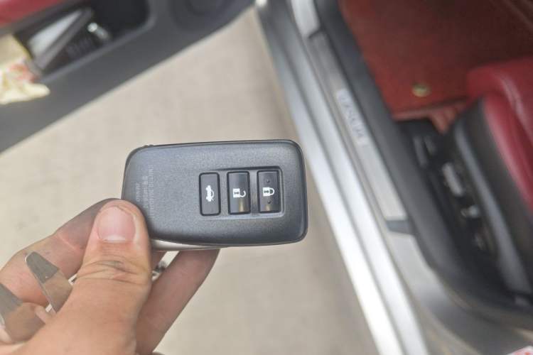 Used Lexus GS 2017 300 F SPORT Vehicle Key