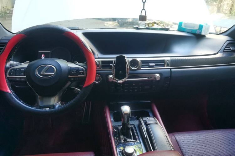Used Lexus GS 2017 300 F SPORT Center Console