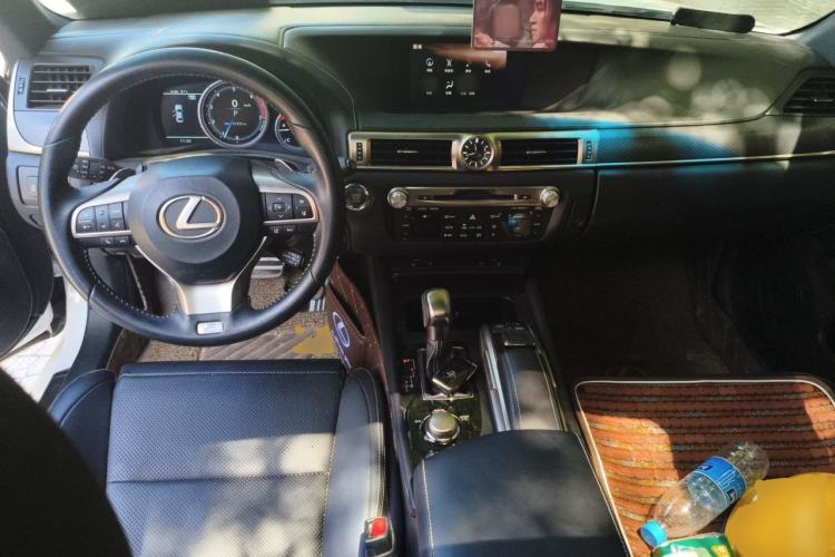 Used Lexus GS 2017 300 F SPORT Center Console