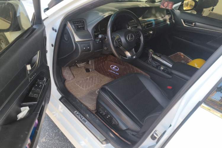 Used Lexus GS 2017 300 F SPORT Driver Seat