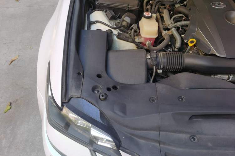 Used Lexus GS 2017 300 F SPORT Engine Bay Right