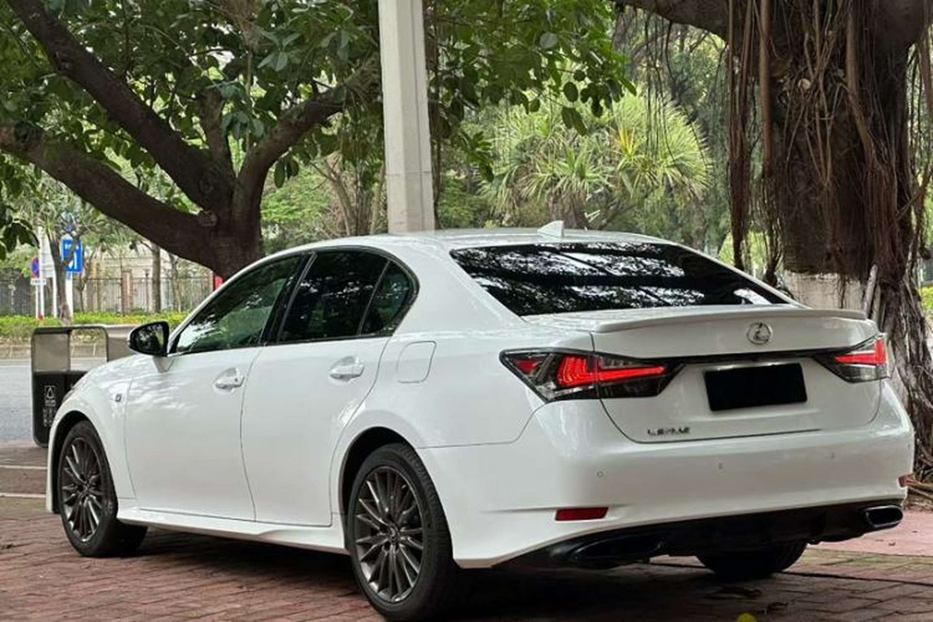 Used Lexus GS 2017 300 F SPORT Exterior 6