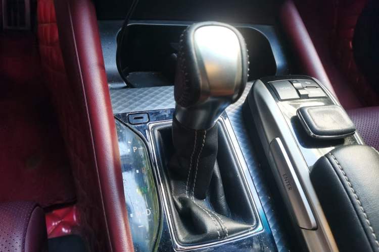 Used Lexus GS 2017 300 F SPORT Gear Lever