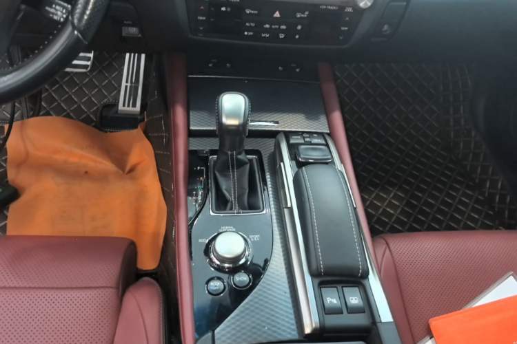 Used Lexus GS 2017 300 F SPORT Gear Lever