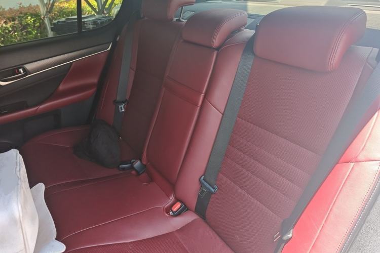 Used Lexus GS 2017 300 F SPORT Interior 4