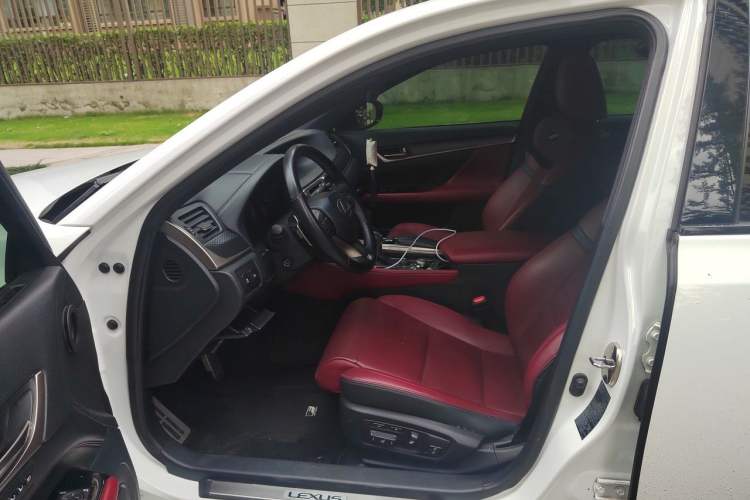 Used Lexus GS 2017 300 F SPORT Left Front Seat