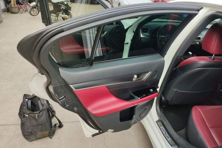 Used Lexus GS 2017 300 F SPORT Left Rear Door Interior