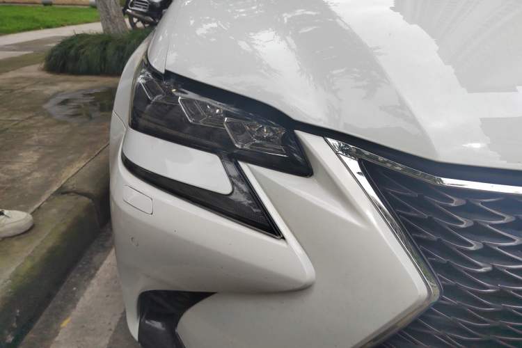 Used Lexus GS 2017 300 F SPORT Right Front Headlight