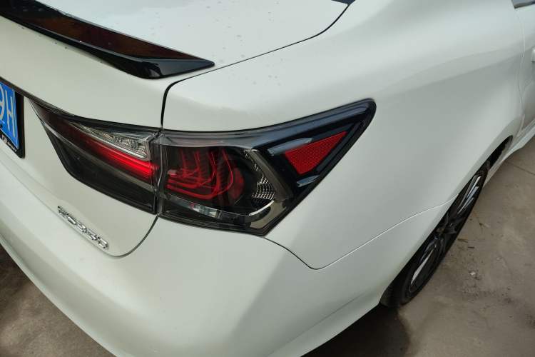 Used Lexus GS 2017 300 F SPORT Right Rear Taillight