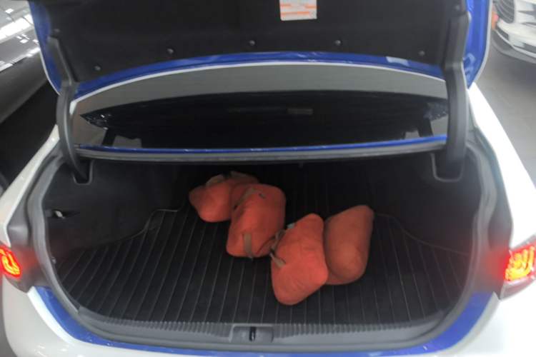 Used Lexus GS 2017 300 F SPORT Trunk