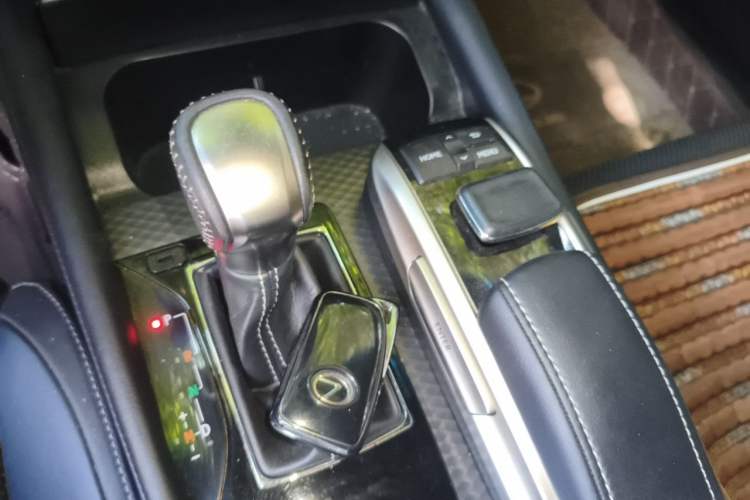 Used Lexus GS 2017 300 F SPORT Vehicle Key