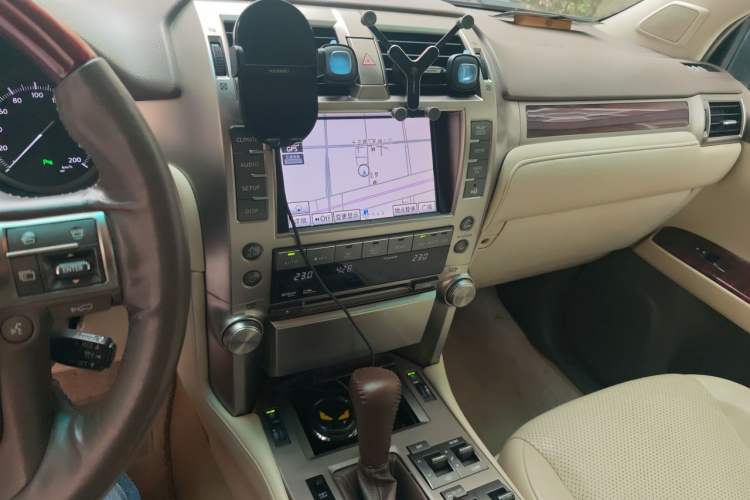 Used Lexus GX 2010 460 Audio And AC Panel