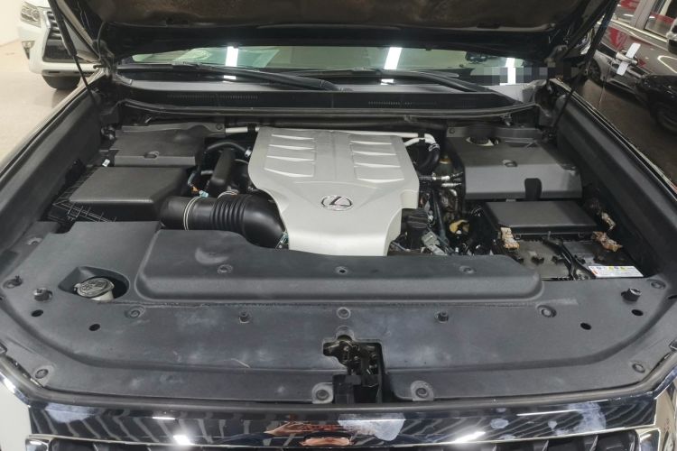 Used Lexus GX 2010 460 Engine Bay