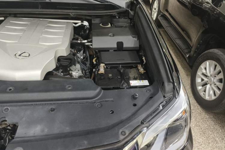 Used Lexus GX 2010 460 Engine Bay Left