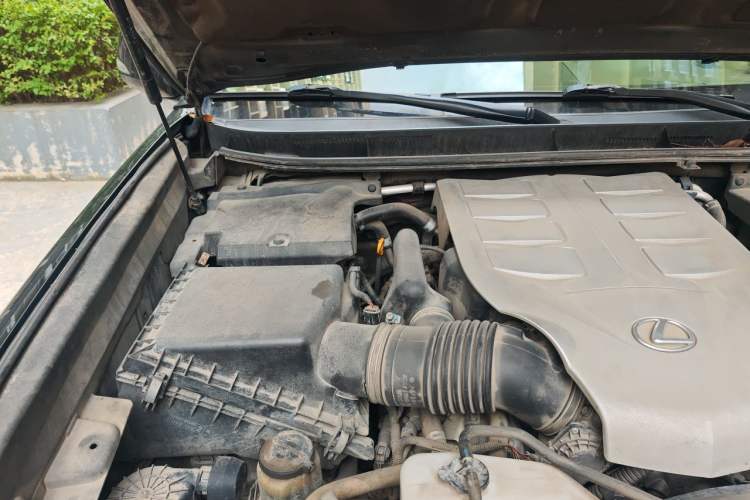 Used Lexus GX 2010 460 Engine Bay Right